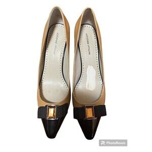 Adrienne Vittadini Tan Heels With Bows Sz.9.5M